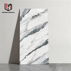 Luksuriøse blanke glaserte polerte fliser balkong første etasje